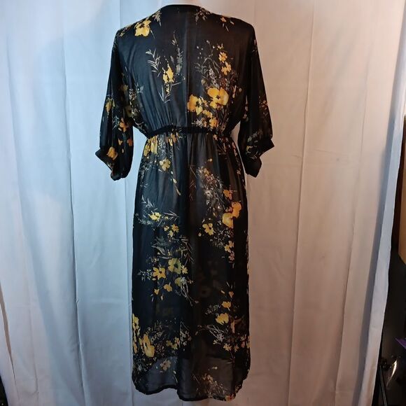 Woven Heart Sheer Floral Duster - Picture 4 of 7